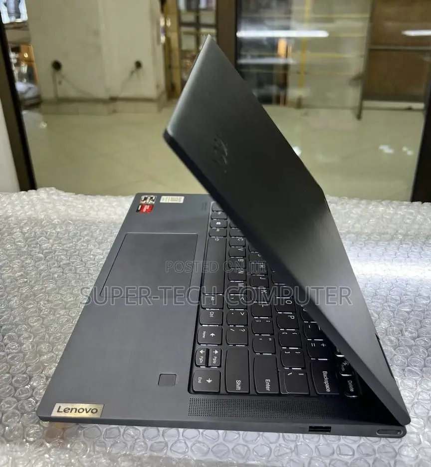 New Laptop Lenovo Yoga 7 15ITL5 16GB AMD Ryzen 7 SSD 512GB