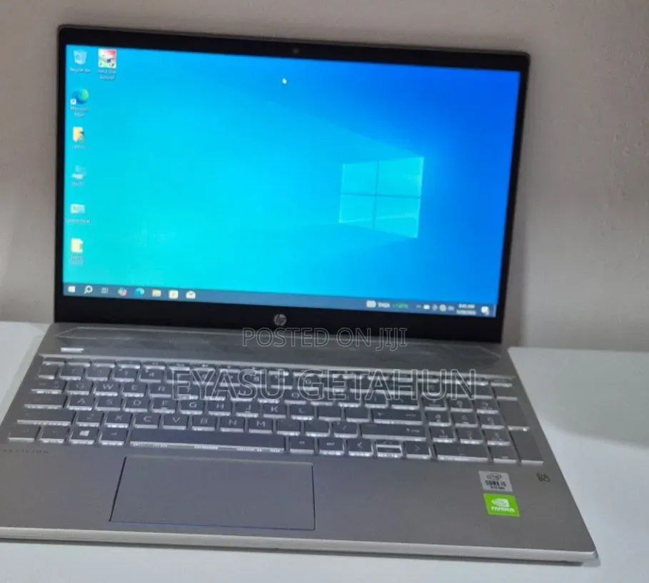 New Laptop HP Pavilion 15 8GB Intel Core i5 SSD 512GB