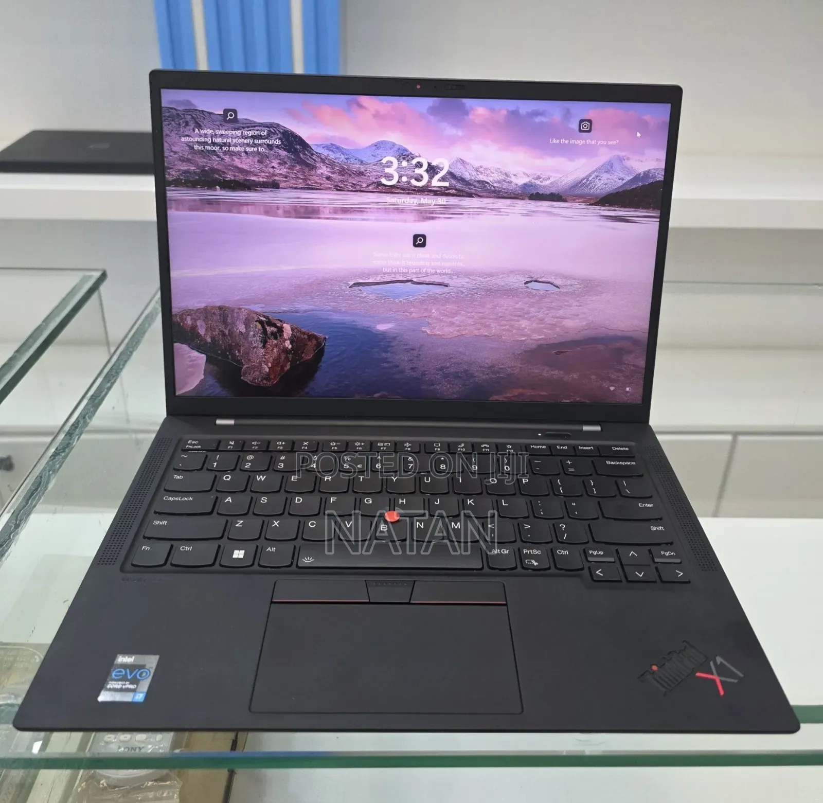 New Laptop Lenovo ThinkPad X1 Yoga Gen 8 16GB Intel Core i7 SSD 512GB