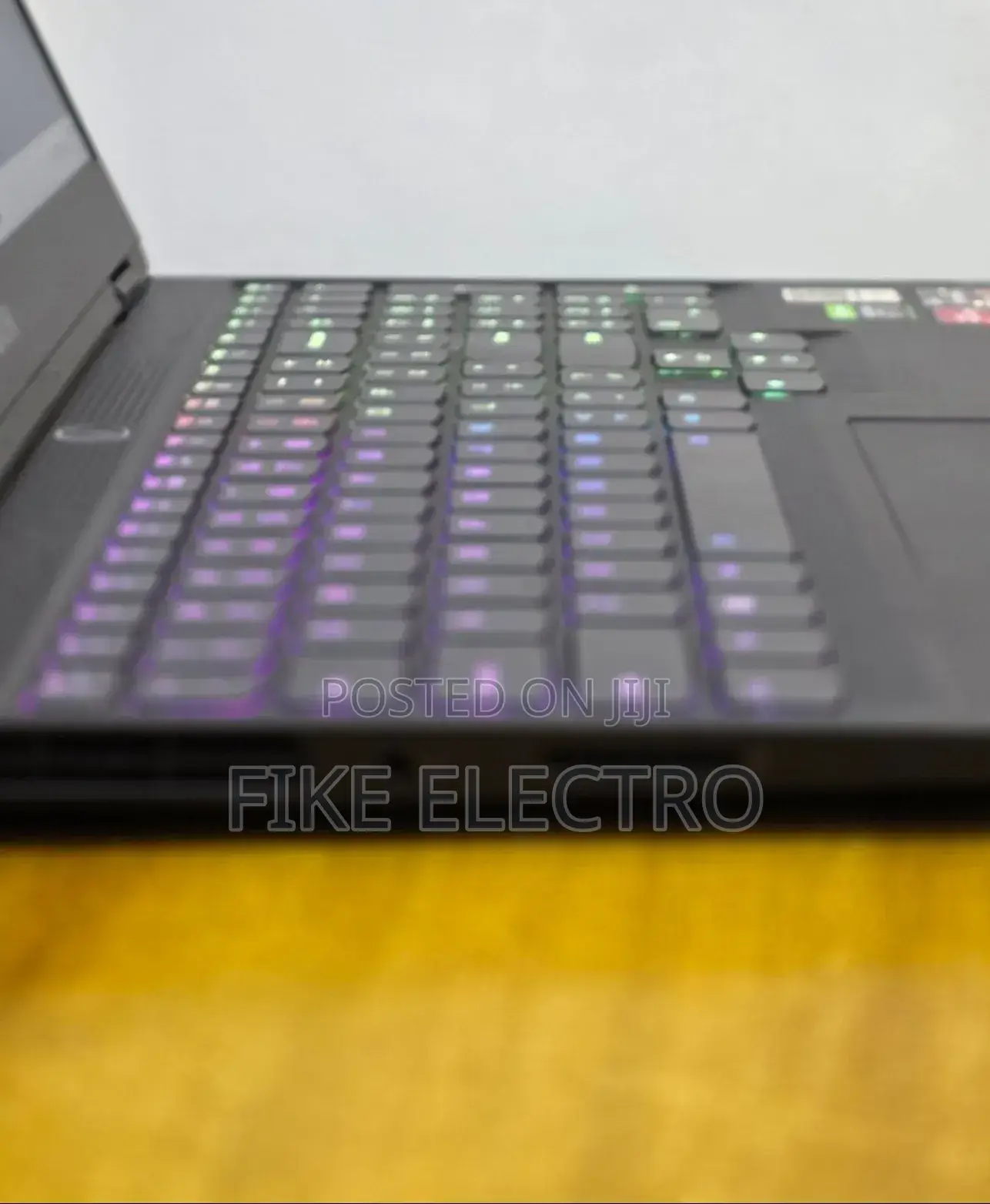 New Laptop Lenovo Legion 7 16GB AMD Ryzen 7 SSD 512GB