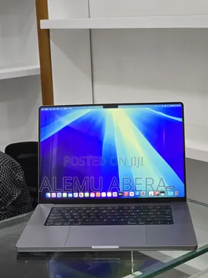 New Laptop Apple MacBook Pro M1 32GB Apple M1 Max SSD 512GB