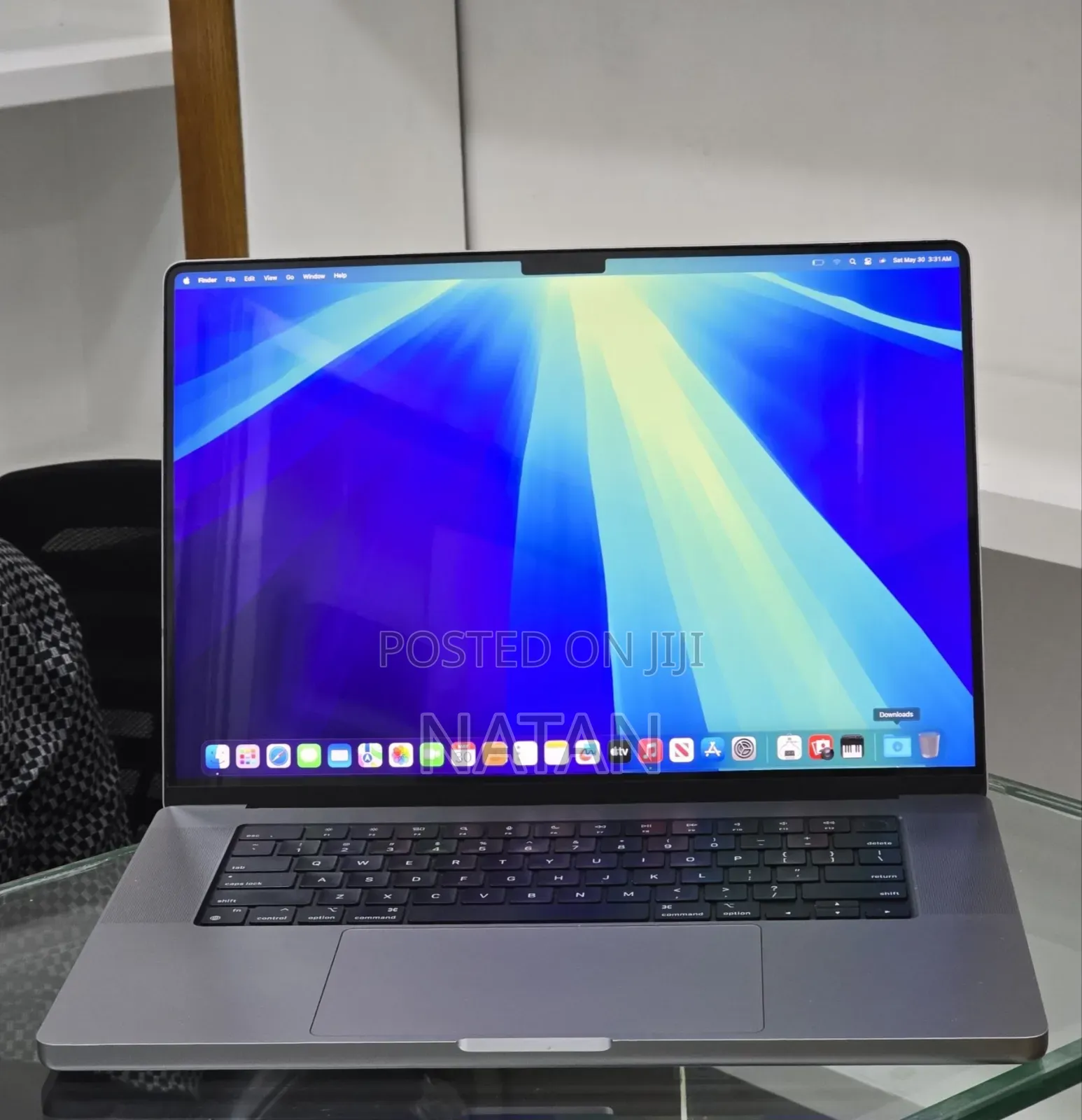 New Laptop Apple MacBook Pro M1 32GB Apple M1 Max SSD 512GB