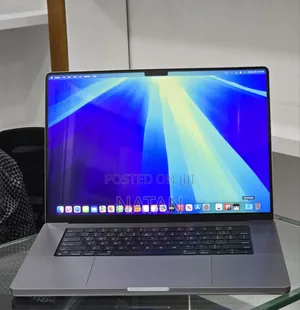 New Laptop Apple MacBook Pro M1 32GB Apple M1 Max SSD 512GB