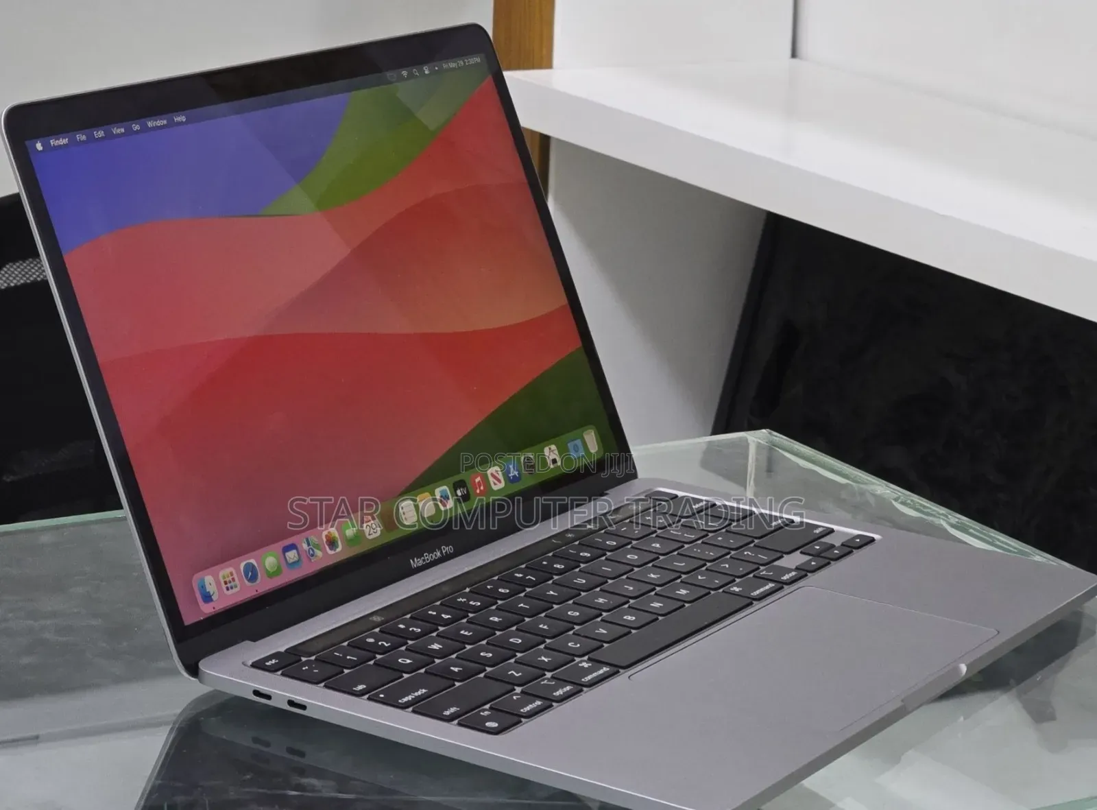 New Laptop Apple MacBook Pro M1 8GB Apple M1 Pro SSD 512GB