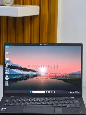 New Laptop Lenovo ThinkPad X1 Carbon 16GB Intel Core i7 SSD 512GB