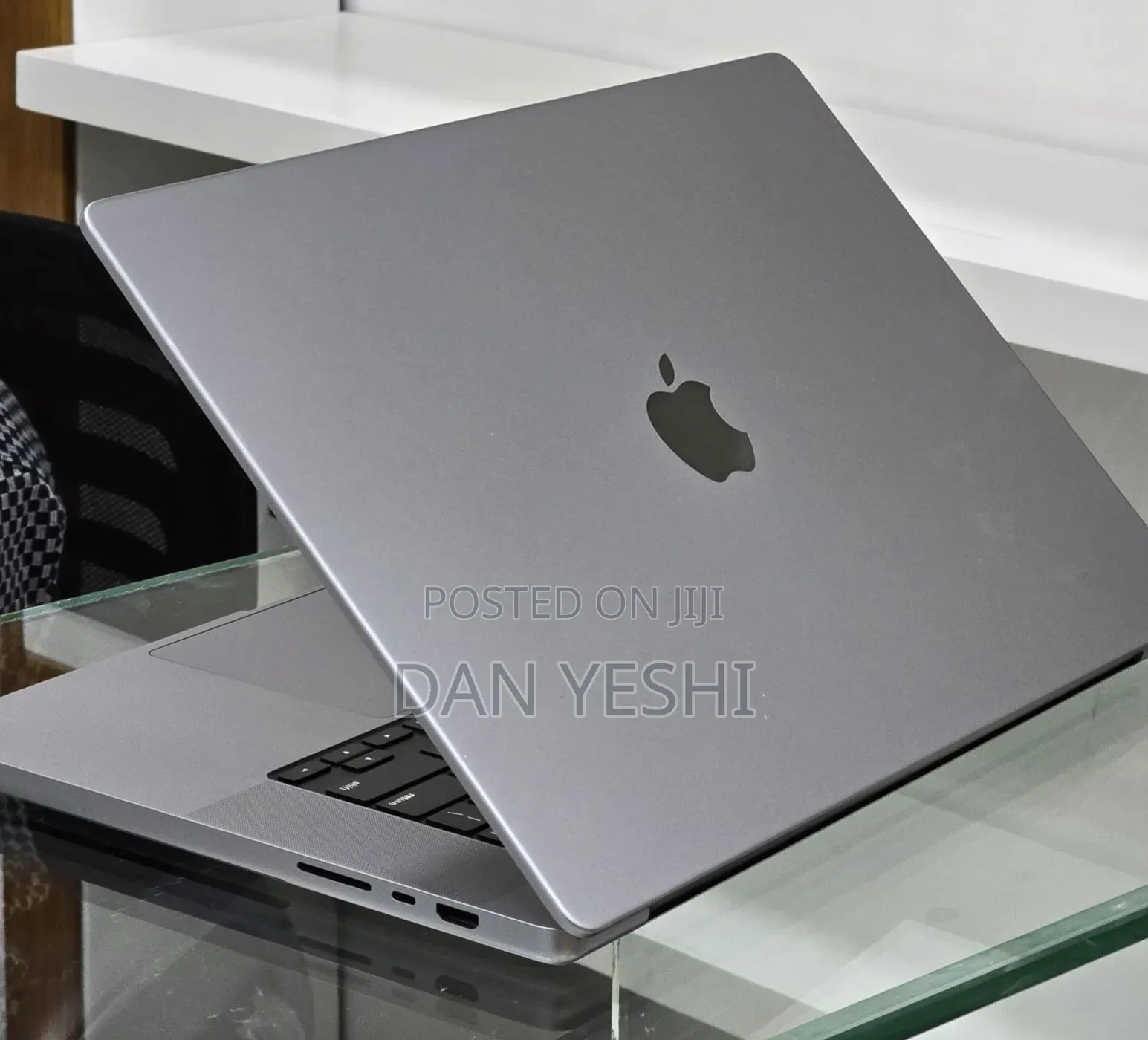 New Laptop Apple MacBook Pro M1 32GB Apple M1 SSD 512GB