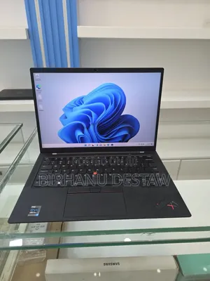 New Laptop Lenovo ThinkPad X1 Carbon 16GB Intel Core i7 SSD 512GB