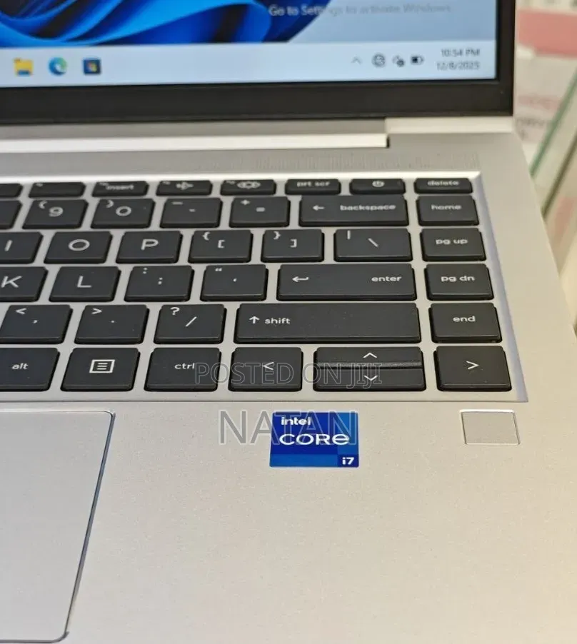New Laptop HP EliteBook 640 G10 16GB Intel Core i7 SSD 1T