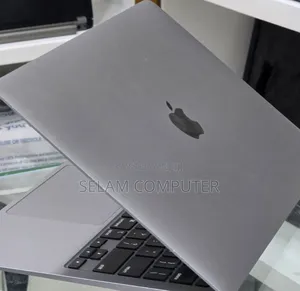 New Laptop Apple MacBook Pro M1 8GB Apple M1 SSD 256GB