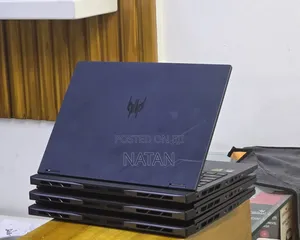 New Acer Predator Helios 18 PH18-71 16GB Intel Core Ultra 7 SSD 1T