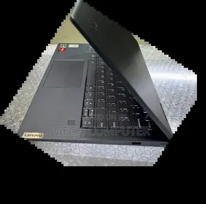 New Laptop Lenovo Yoga 7i 16GB AMD Ryzen 7 SSD 512GB