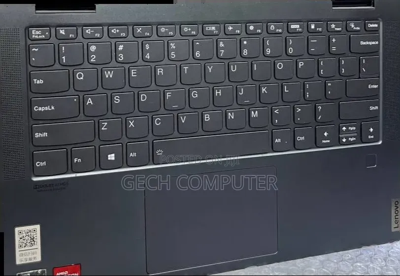 New Laptop Lenovo Yoga 7i 16GB AMD Ryzen 7 SSD 512GB
