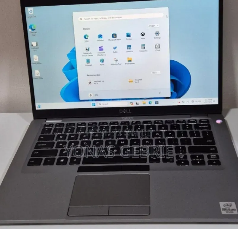 New Laptop Dell 8GB Intel Core i5 SSD 256GB