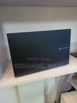 New Laptop Asus VivoBook 15 X505BA 16GB Intel Core i9 SSD 1T