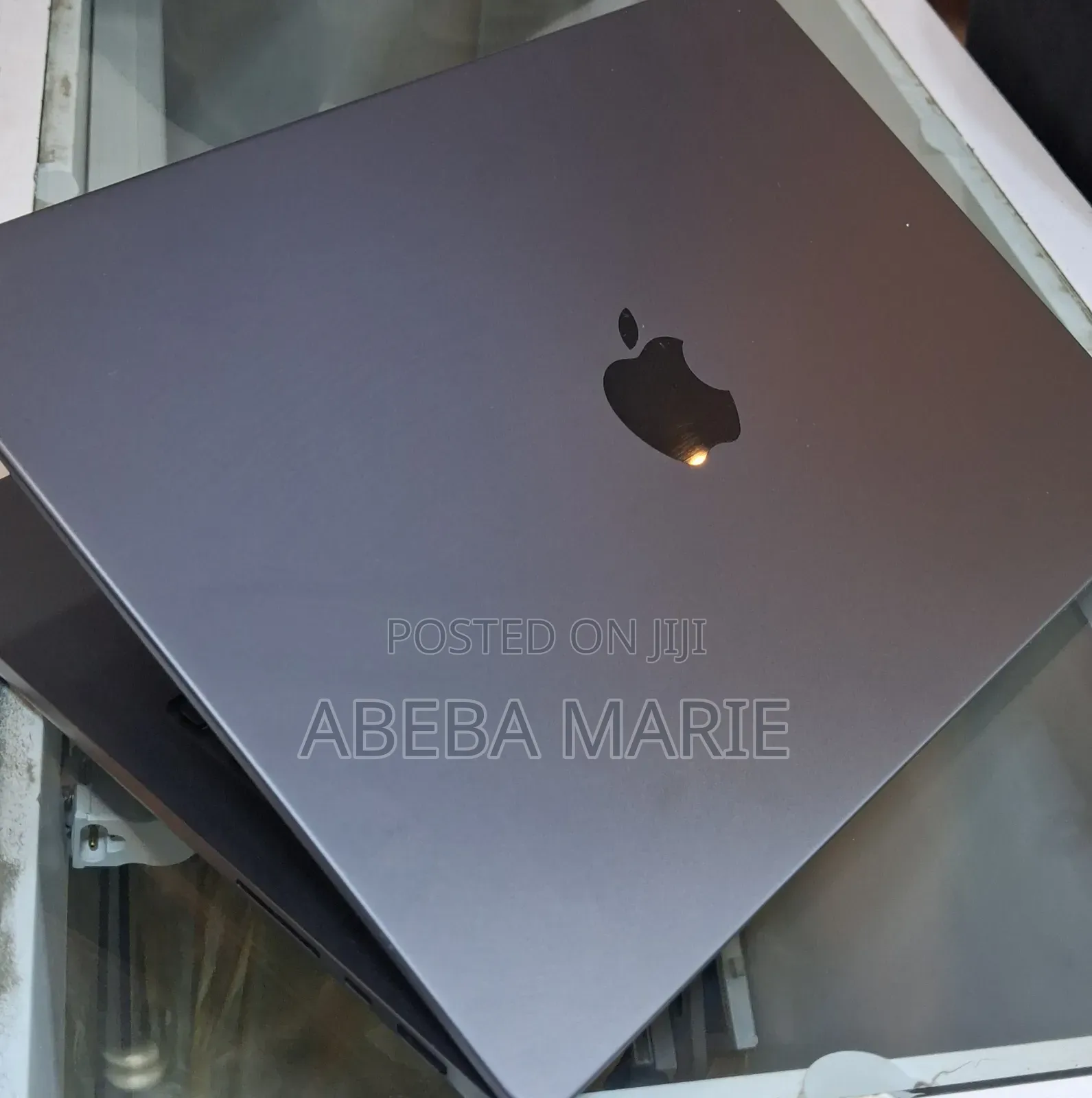 New Laptop Apple MacBook Pro 2020 8GB Apple M1 SSD 512GB