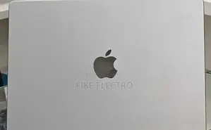 New Laptop Apple MacBook Pro 8GB Apple M3 SSD 512GB
