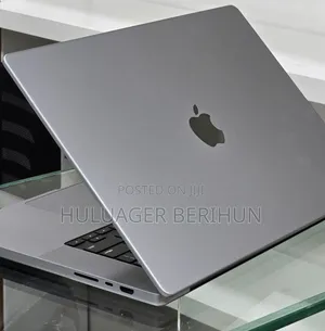 New Laptop Apple MacBook Pro 2020 M1 32GB Apple M1 SSD 32GB