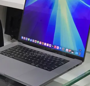 New Laptop Apple MacBook Pro 2020 M1 32GB Apple M1 SSD 32GB