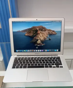 New Laptop Apple MacBook Air 2017 8GB Intel Core i5 SSD 128GB