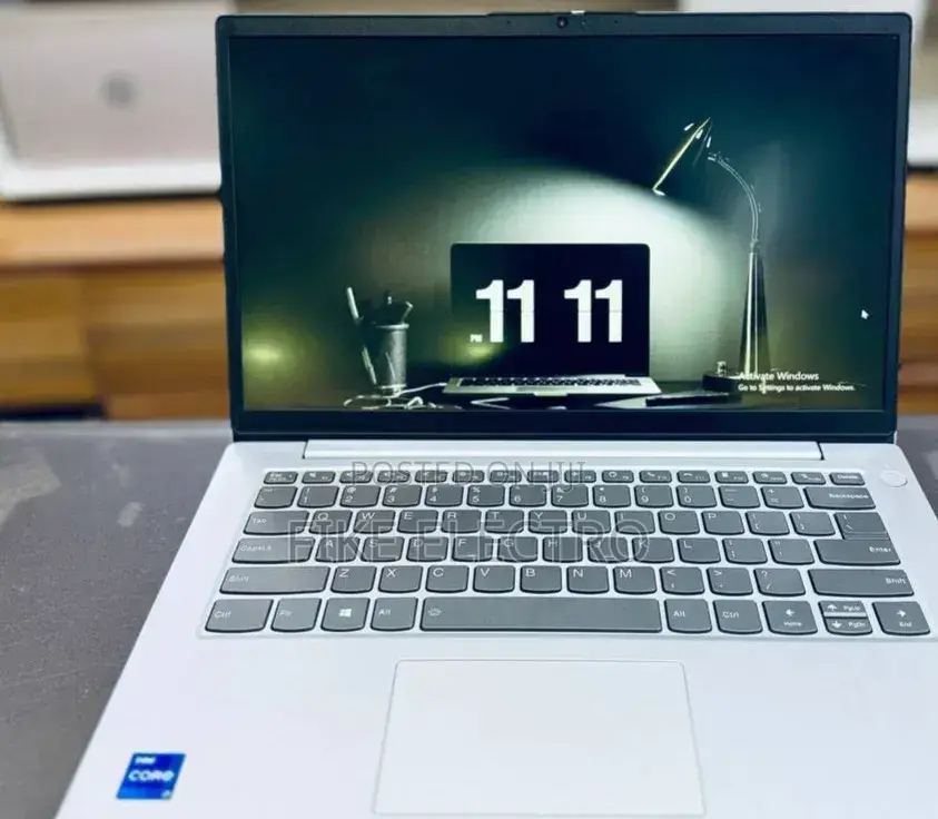 New Laptop Lenovo Ideapad 3 12GB Intel Core i7 SSD 512GB