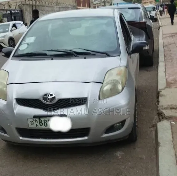Toyota Yaris 2008 Silver