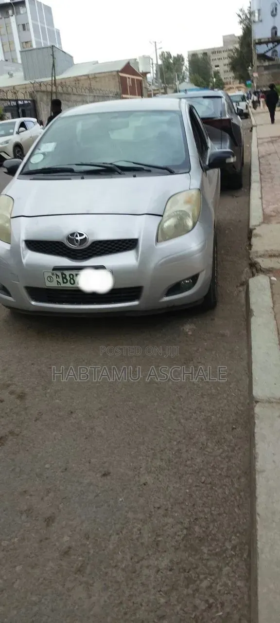 Toyota Yaris 2008 Silver