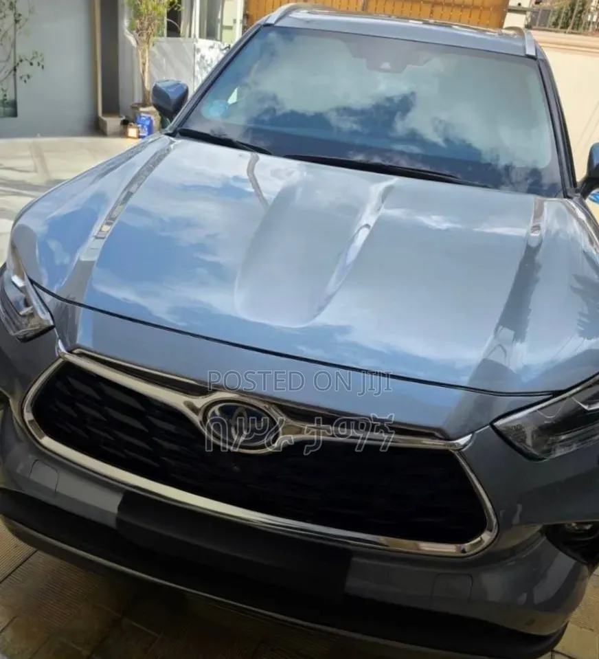 Toyota Grand Highlander Limited FWD 2024 Blue