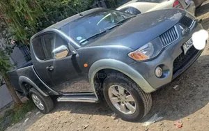 Mitsubishi L200 2008 Black