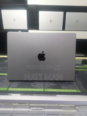 New Laptop Apple MacBook Pro 2023 M3 14-inch 8GB Apple M3 SSD 512GB