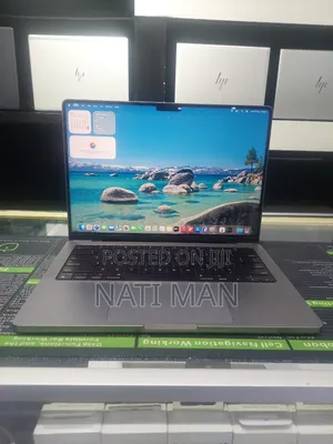 New Laptop Apple MacBook Pro 2023 M3 14-inch 8GB Apple M3 SSD 512GB