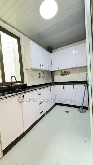 2bdrm Apartment in ጎፋ, Kolfe Keranio for rent