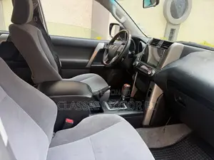 Toyota Land Cruiser Prado 3.0 TD 2012 Silver