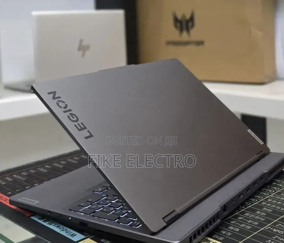 New Laptop Lenovo Legion 5 24GB Intel Core i7 SSD 1T