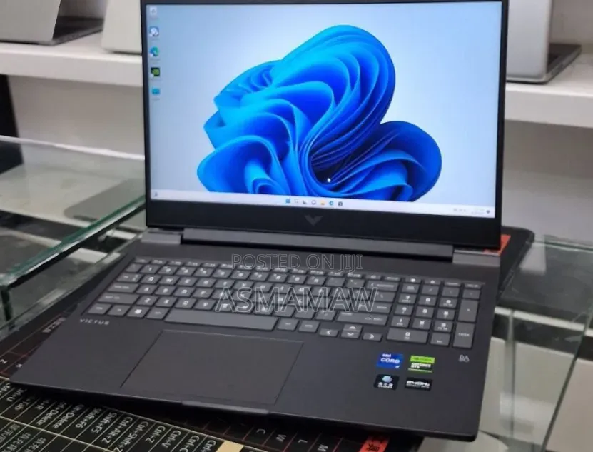 New Laptop HP Victus 15 16GB Intel Core i7 SSD 1T