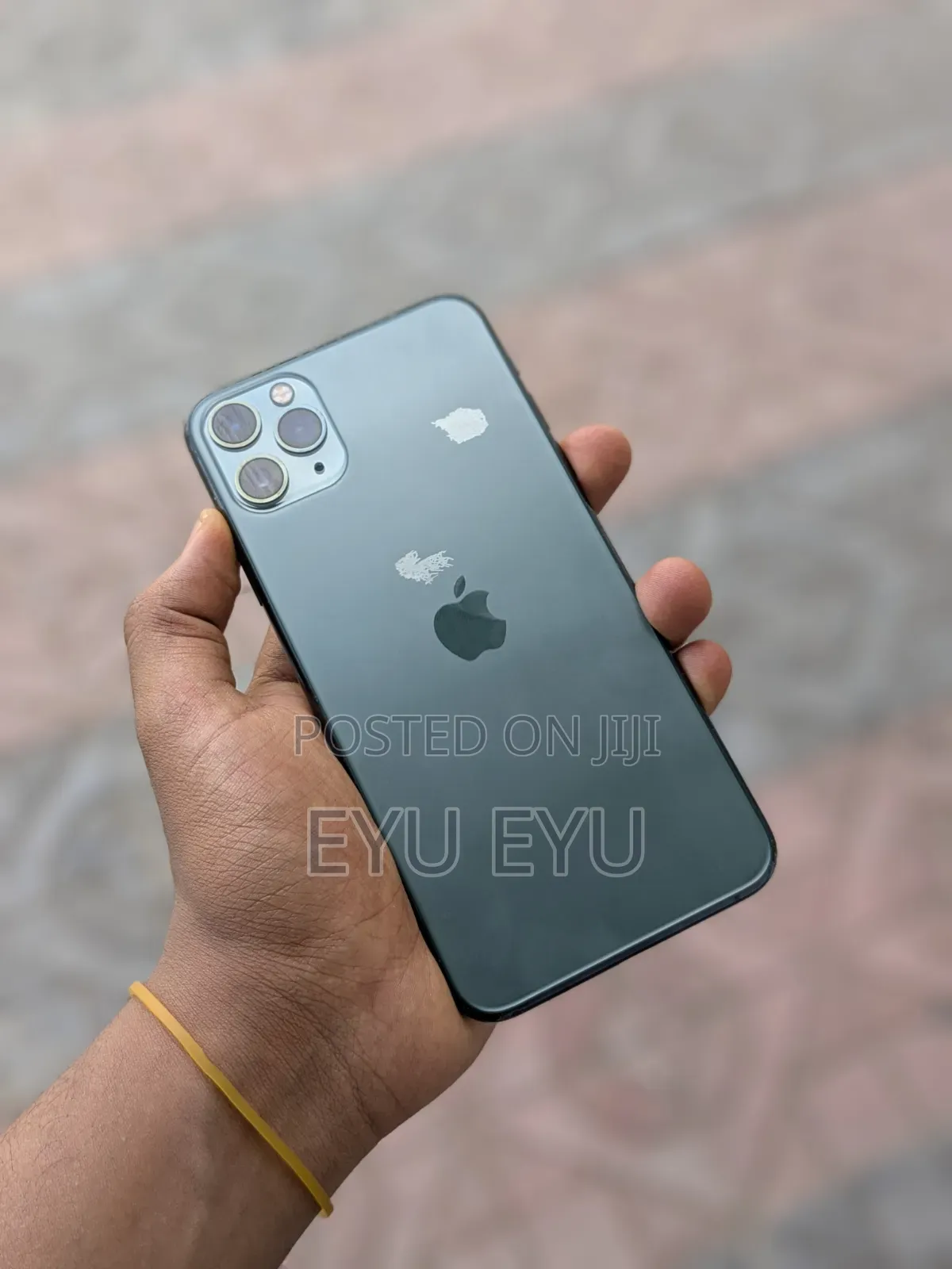 New Apple iPhone 11 Pro Max 64 GB Blue