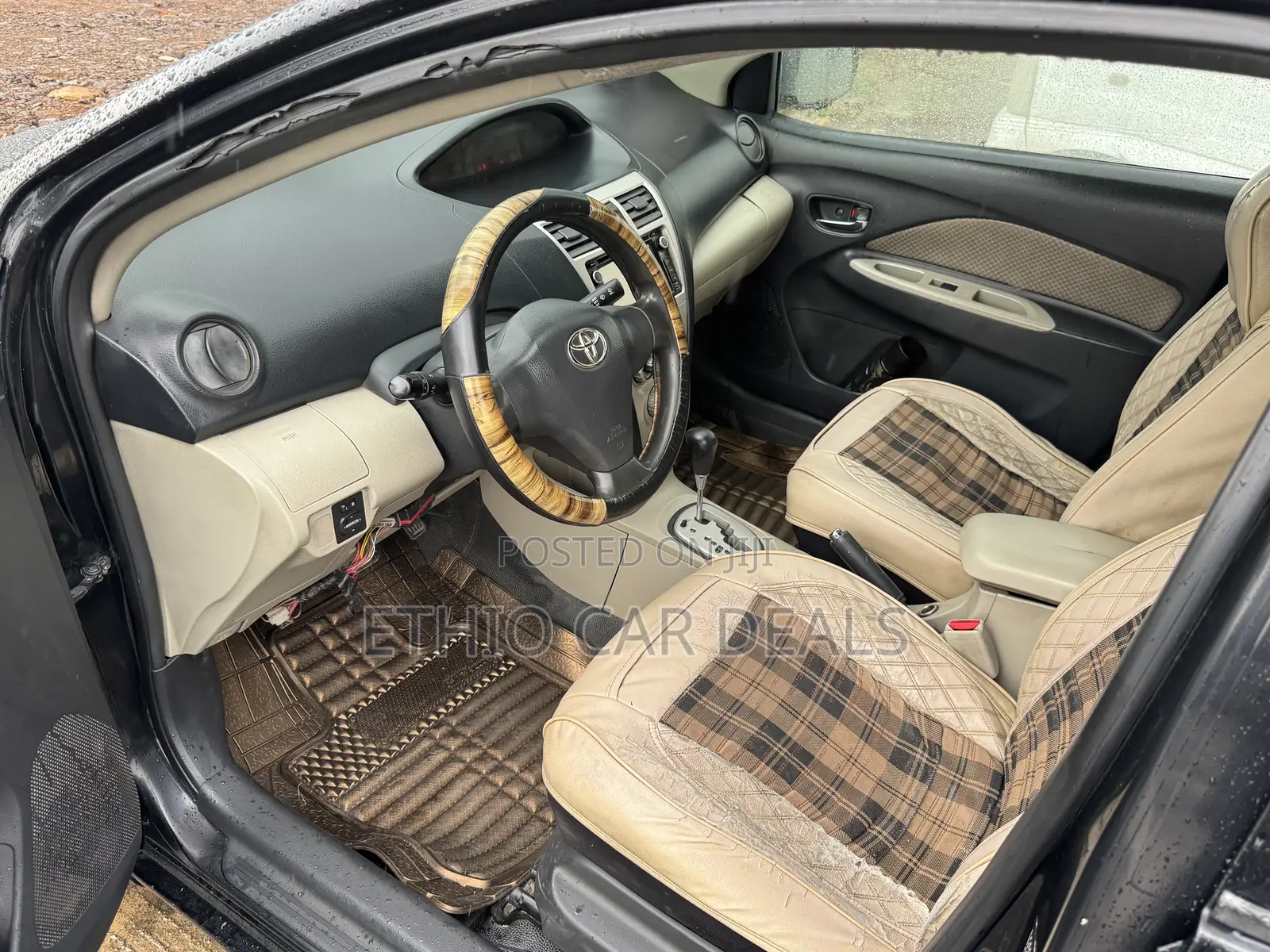 Toyota Yaris 2008 Black