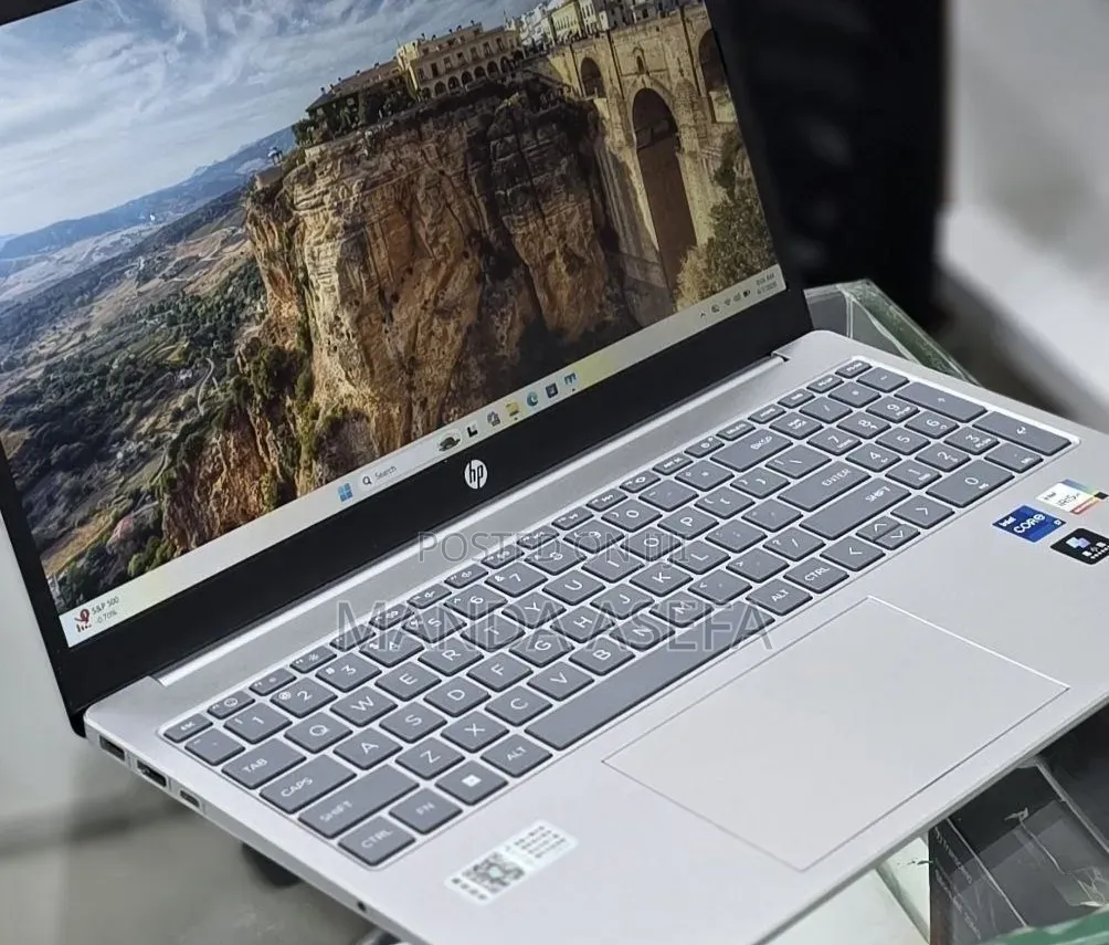 New Laptop HP Stream Notebook 16GB Intel Core i7 SSD 512GB