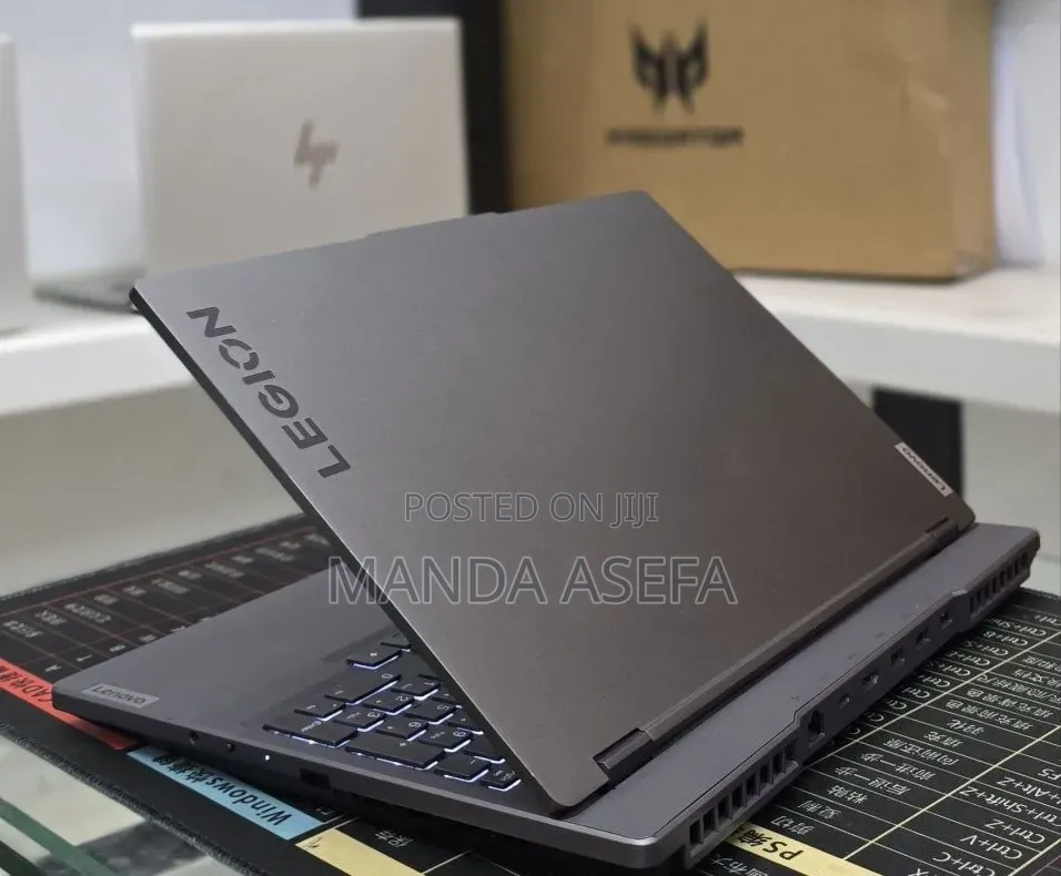 New Laptop Lenovo Legion 5 24GB Intel Core i7 SSD 1T
