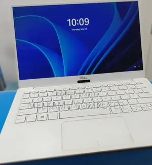 New Laptop Dell XPS 13 8GB Intel Core i7 SSD 512GB