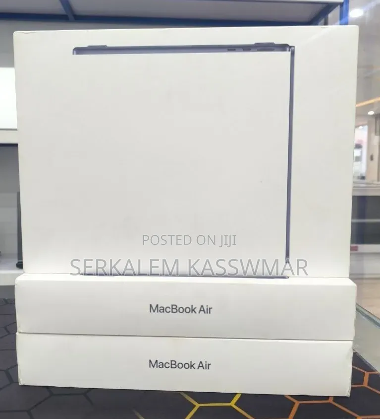 New Laptop Apple MacBook Air 2026 M5 13-inch 16GB Apple M5 SSD 512GB