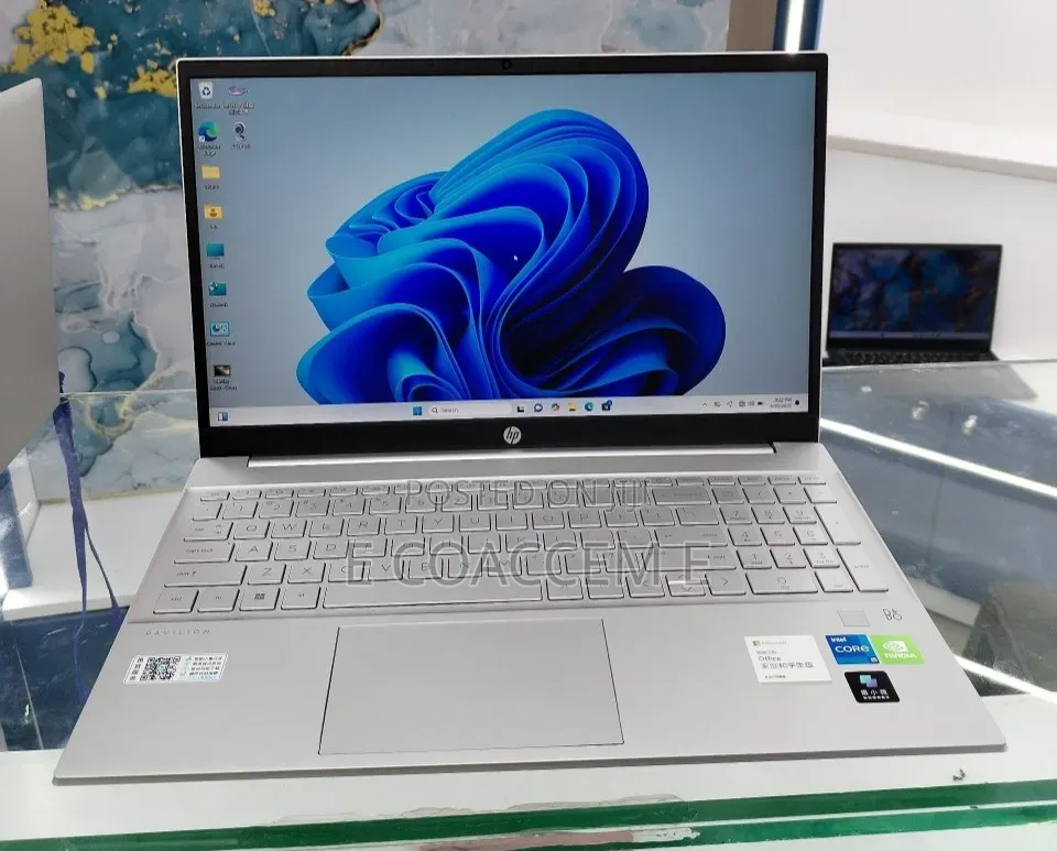 New Laptop HP 15 16GB Intel SSD 512GB