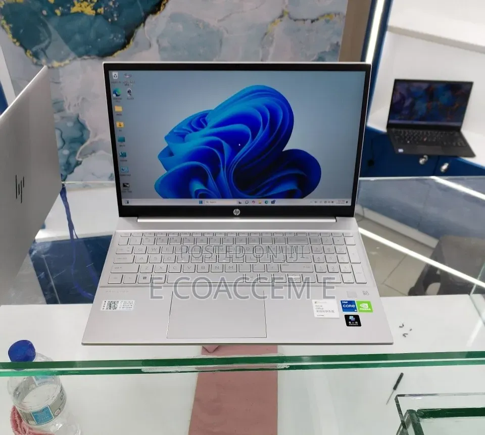 New Laptop HP 15 16GB Intel SSD 512GB