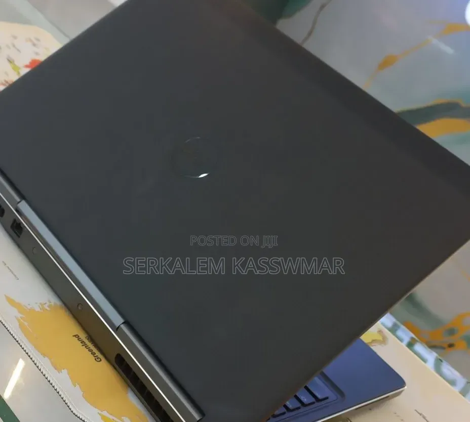 New Laptop Dell Precision 7520 16GB Intel Core i7 SSD 512GB
