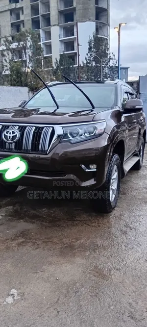 Toyota Land Cruiser 2011 Burgundy
