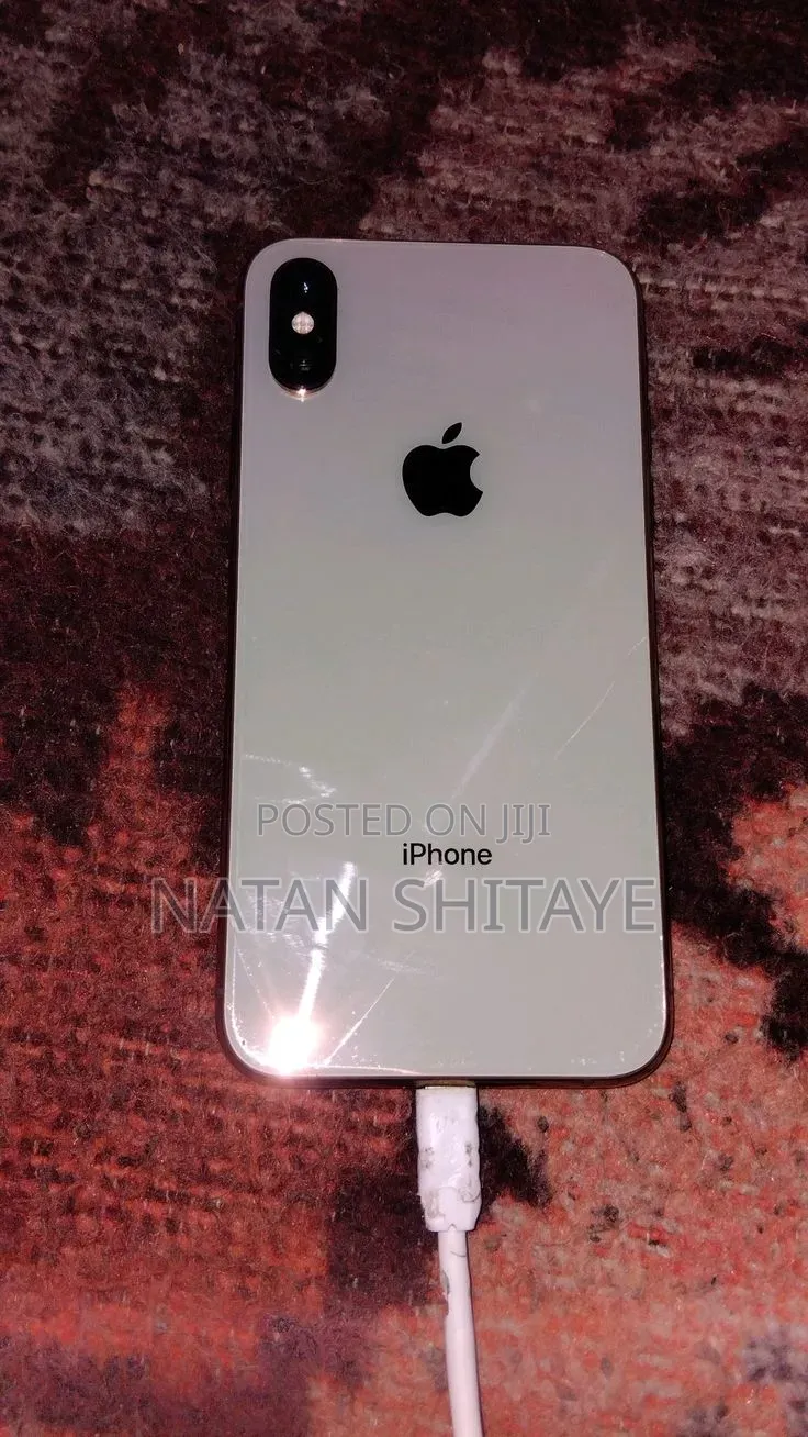 Apple iPhone X 64 GB White