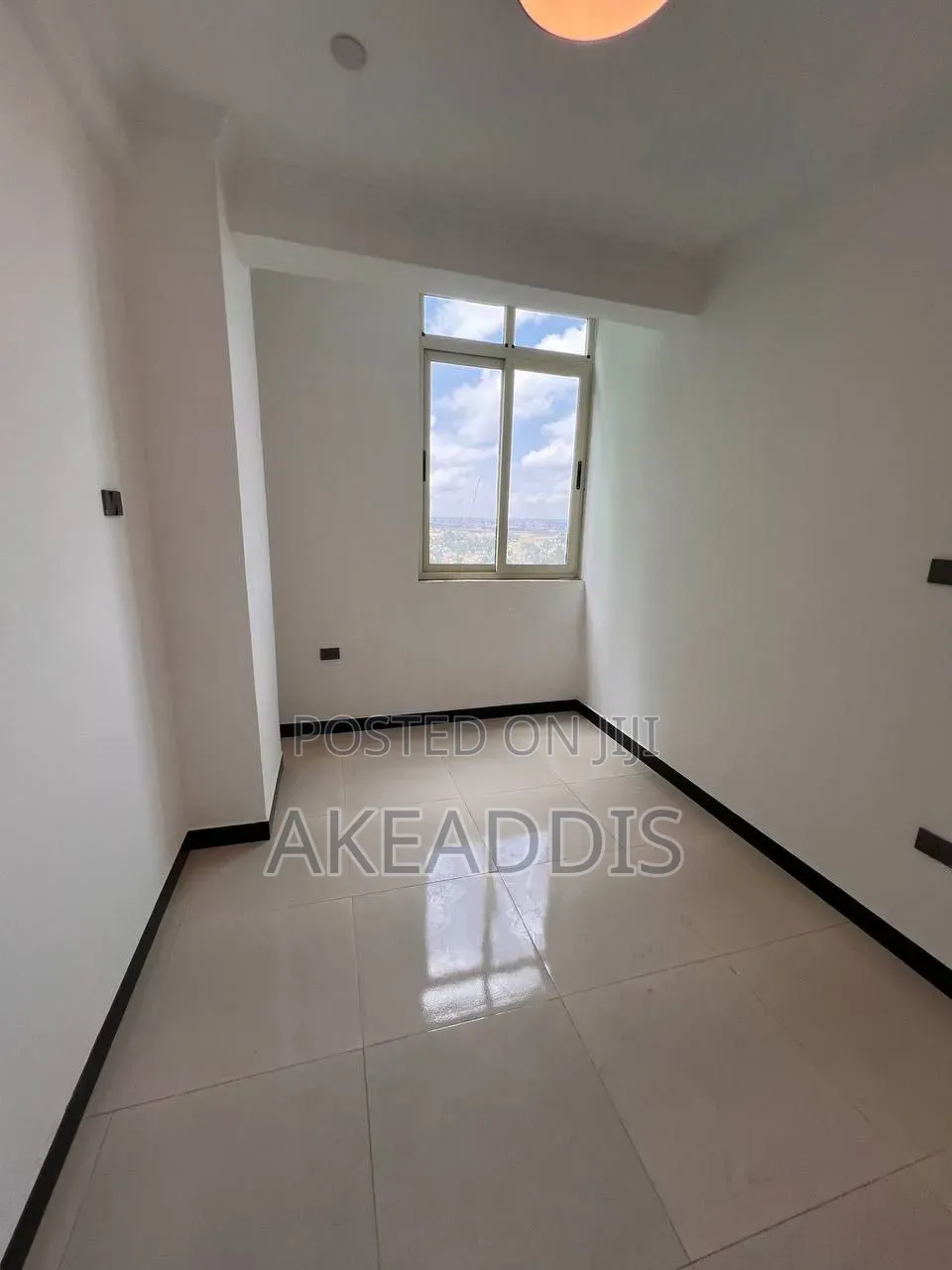 Furnished 2bdrm Condo in Bole Ayat for sale
