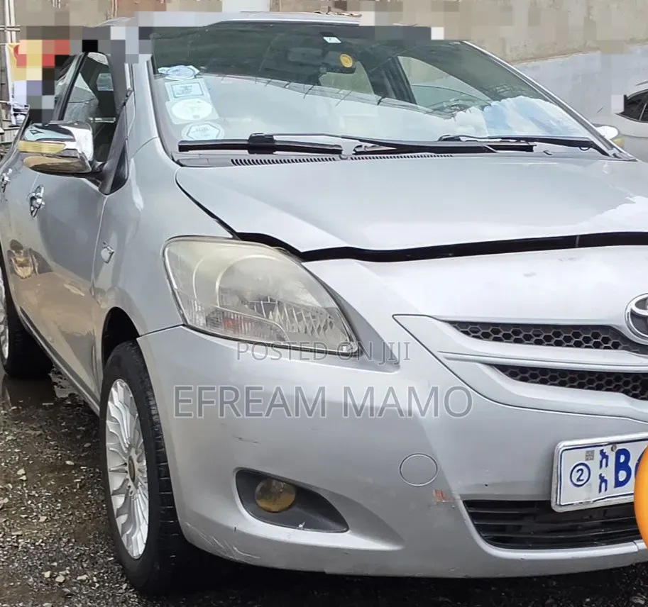 Toyota Yaris 2010