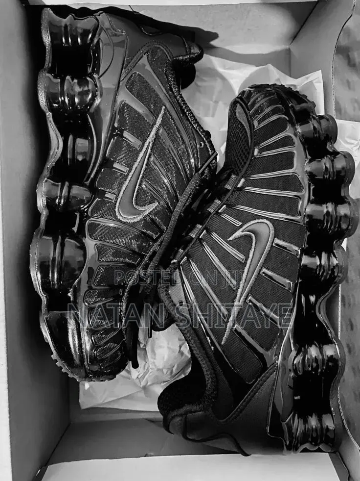 Nike Shox Shoes