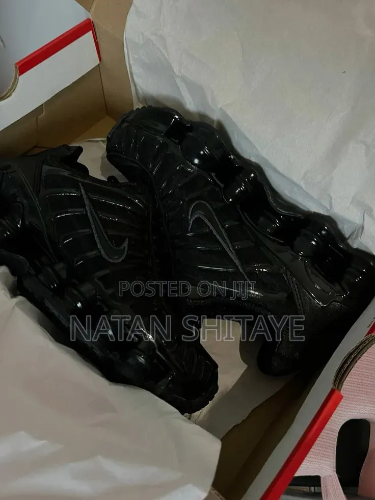 Nike Shox Shoes