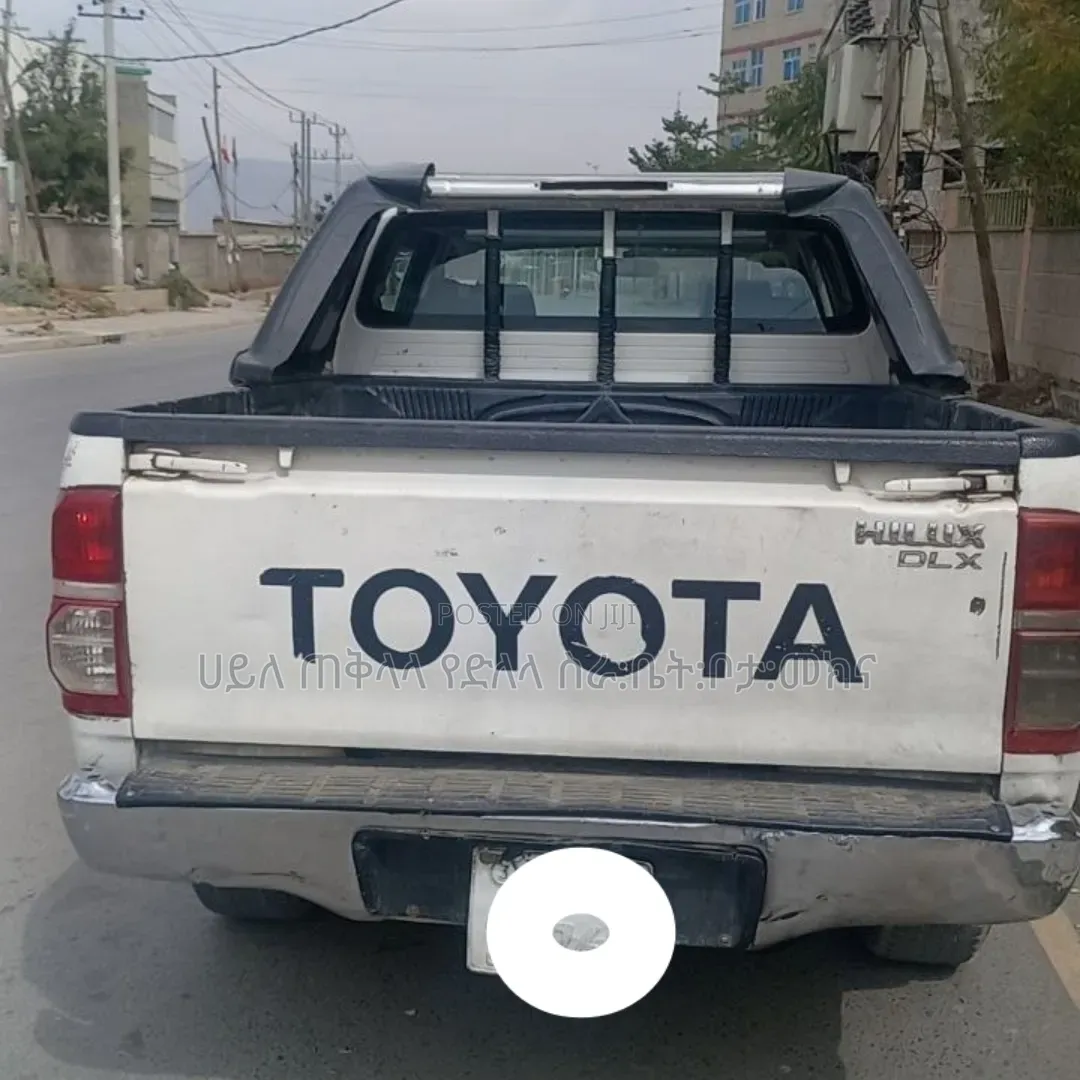 Toyota Hilux 2008 Off white